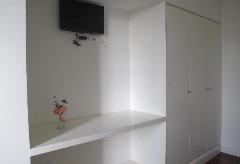 اتاق استاندارد سه نفره, Azores Youth Hostels Sao Miguel