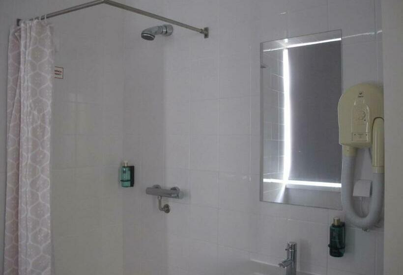 اتاق استاندارد, Azores Youth Hostels   Sao Miguel