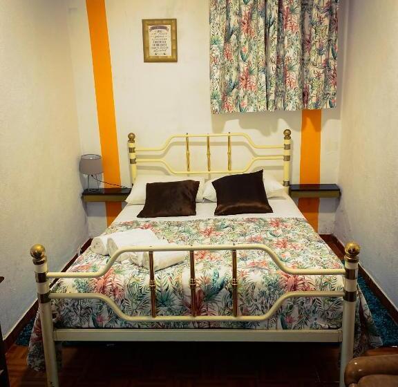 标准间, Abrigo Da Estrela