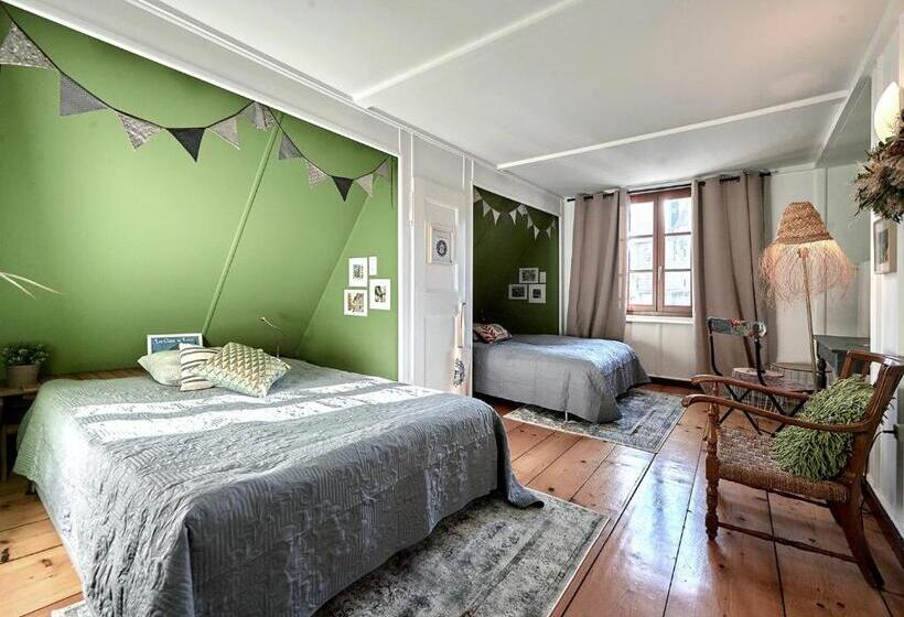 חדר סטנדרט חדר אמבטיה משותף, Maison Dubois