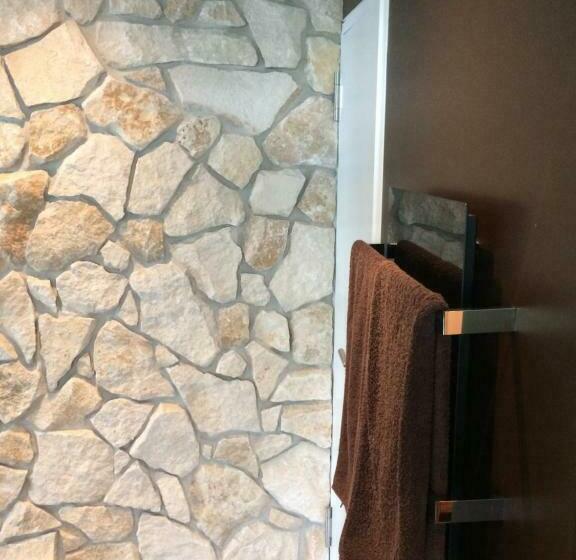 סוויטה דלוקס, Morat Gaste Zimmer