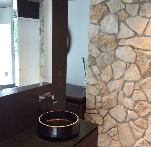 סוויטה דלוקס, Morat Gaste Zimmer