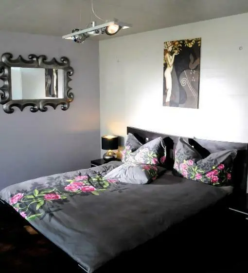 Standard-huone Järvinäkymä, Morat Gaste Zimmer