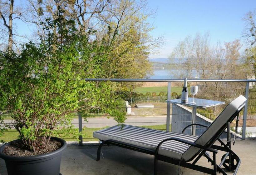 חדר סטנדרט נוף לאגם, Morat Gaste Zimmer