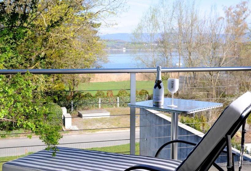 חדר סטנדרט לשלושה עם מרפסת, Morat Gaste Zimmer