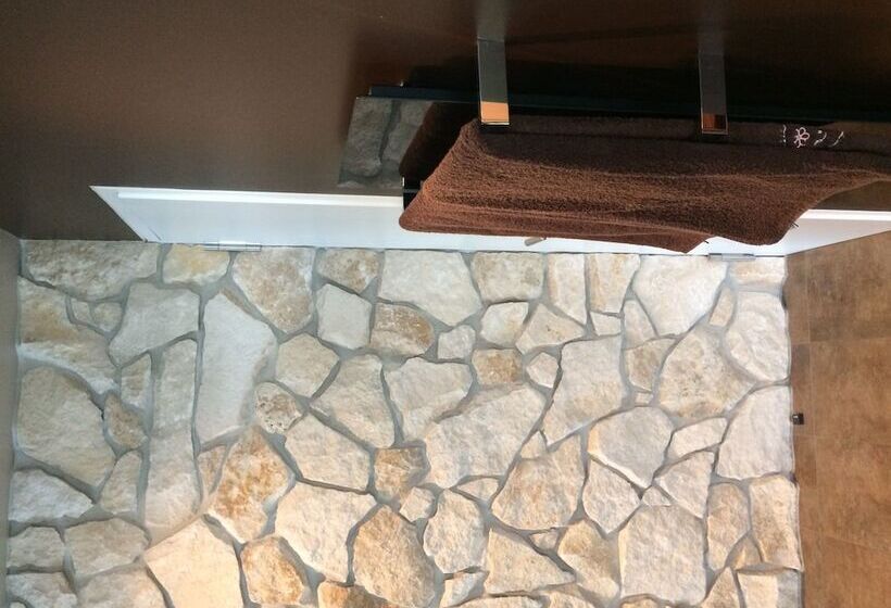 סוויטה דלוקס, Morat Gaste Zimmer