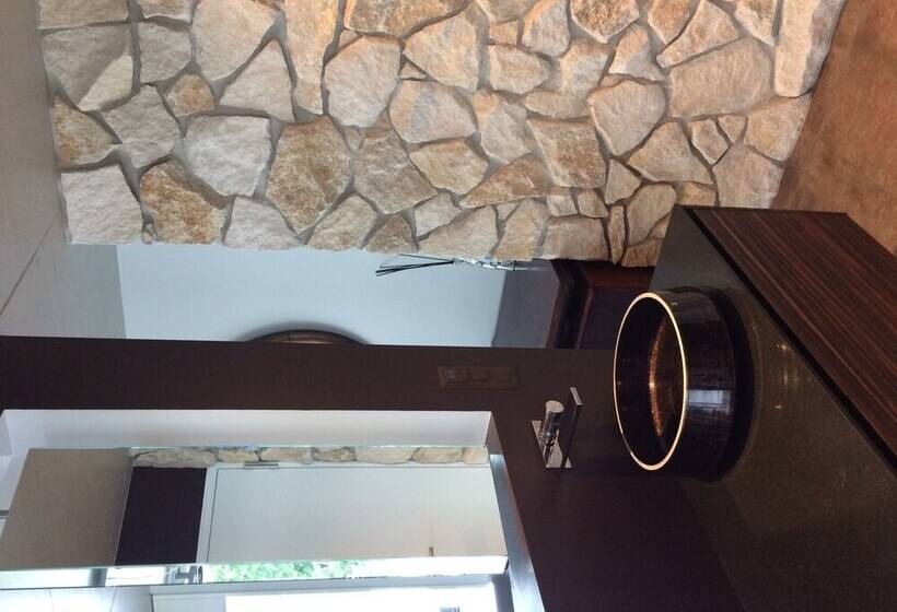 סוויטה דלוקס, Morat Gaste Zimmer