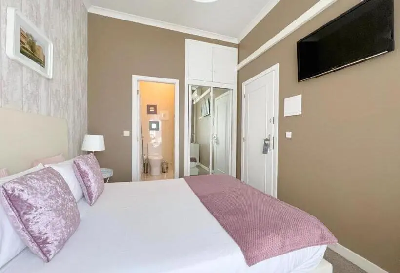 اتاق استاندارد با وان آب گرم, O Porto Seven Guest House