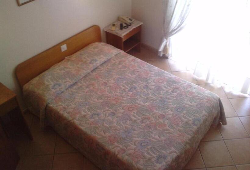 标准间带阳台, Residencial Nosso Paraiso