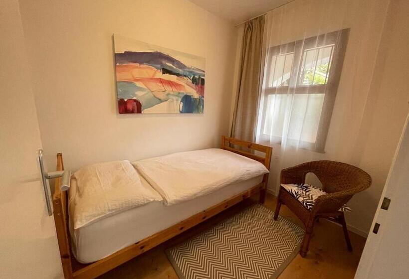 1 Bedroom Apartment Lake View, Residenza Bettina Bnb & Ferienwohnungen