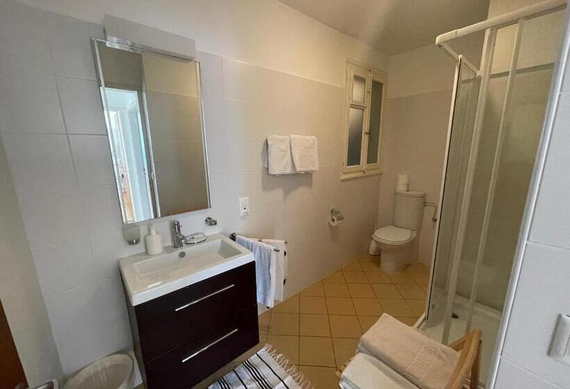 2 Bedrooms Apartment Lake View, Residenza Bettina Bnb & Ferienwohnungen