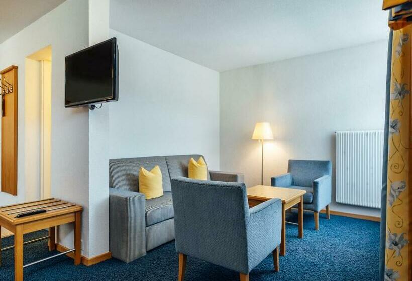 ファミリールーム, Restaurant Bellevue