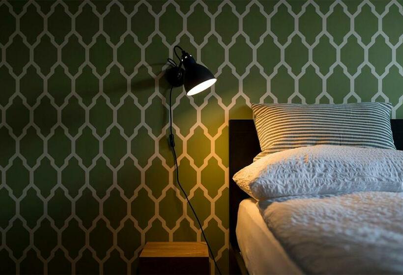 חדר סטנדרט, Adler Boutique