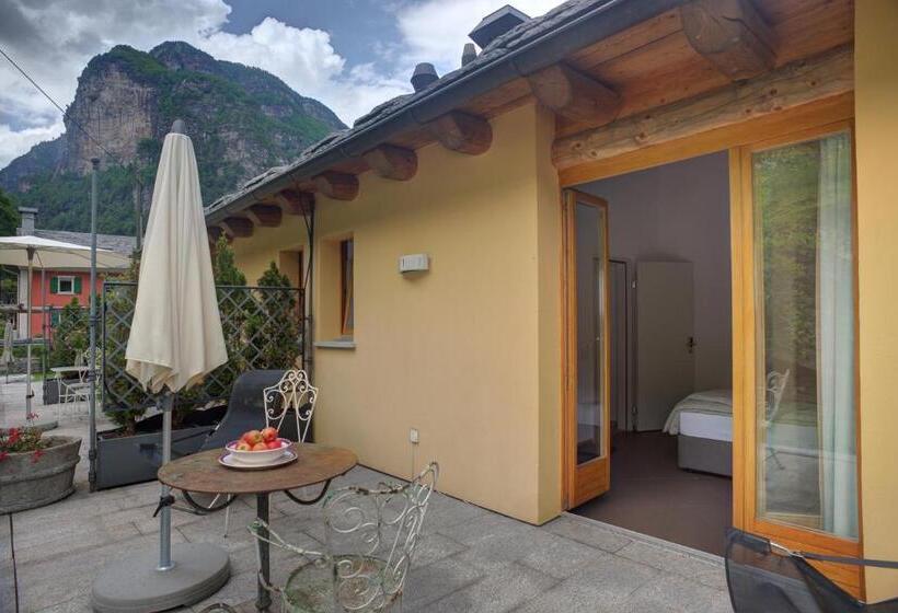 غرفة قياسية مطلّة علي الحديقة, Myverzasca Resort Ai Piee