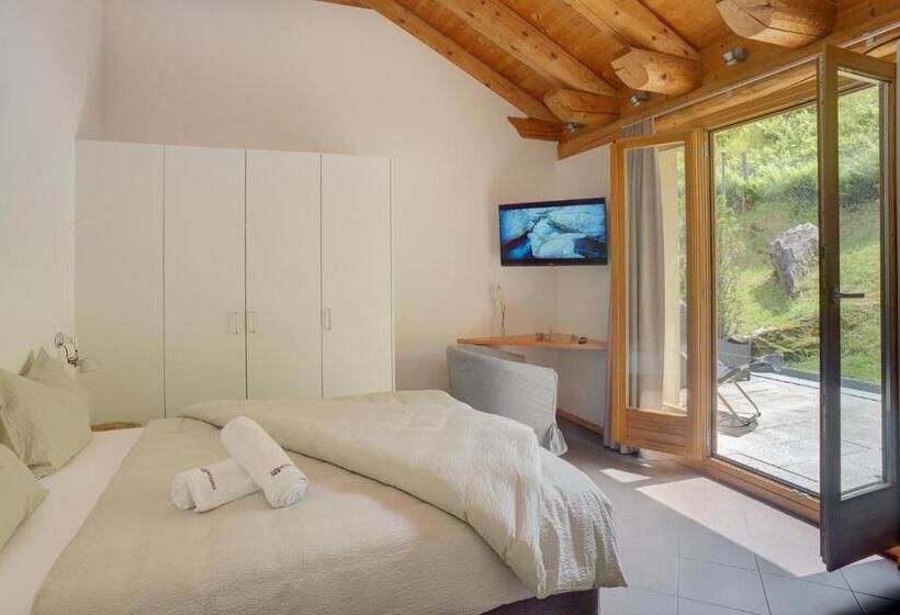 غرفة قياسية مطلّة علي الحديقة, Myverzasca Resort Ai Piee