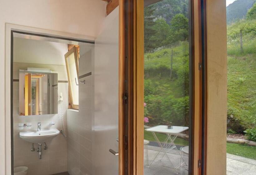 غرفة قياسية مطلّة علي الحديقة, Myverzasca Resort Ai Piee