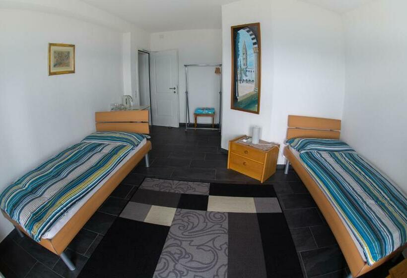 スタンダードルーム, Al Ponte