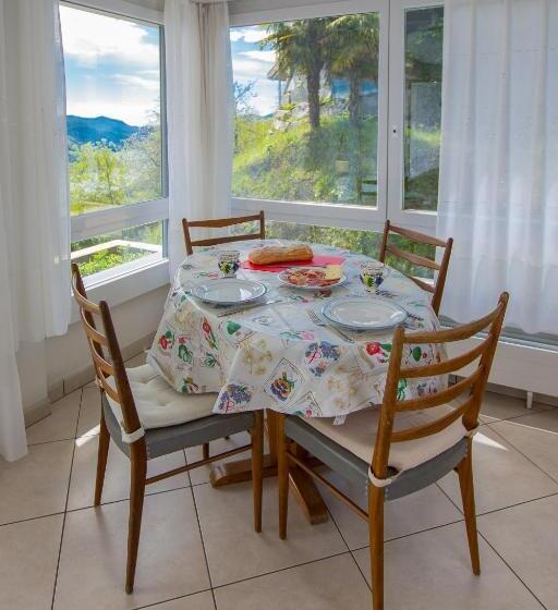 1 Bedroom Apartment Lake View, Al Ponte