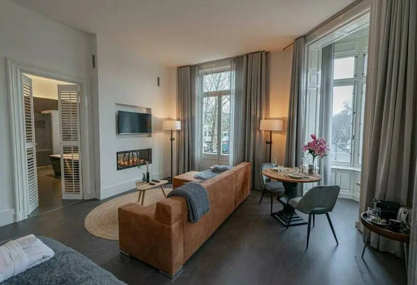 Sviitti Parveke, Bossche Suites Stationsweg