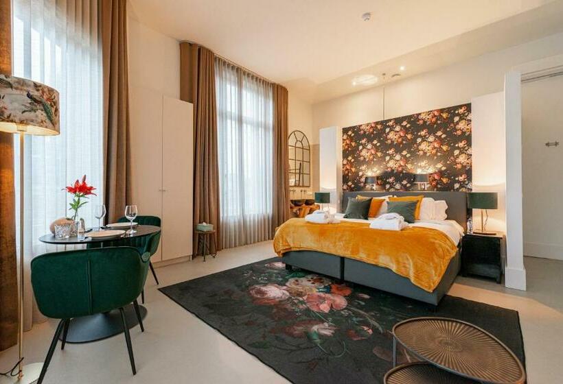 اتاق استاندارد با تخت بزرگ, Bossche Suites Stationsweg