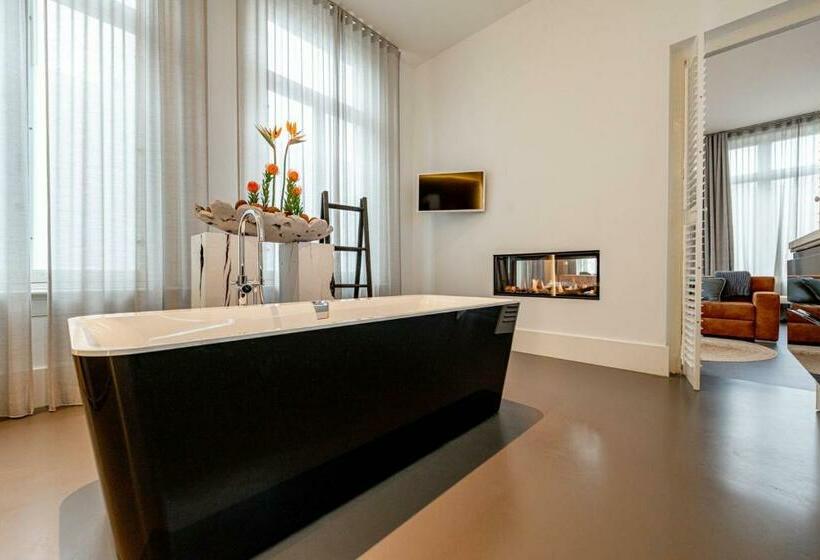 带阳台套房, Bossche Suites Stationsweg