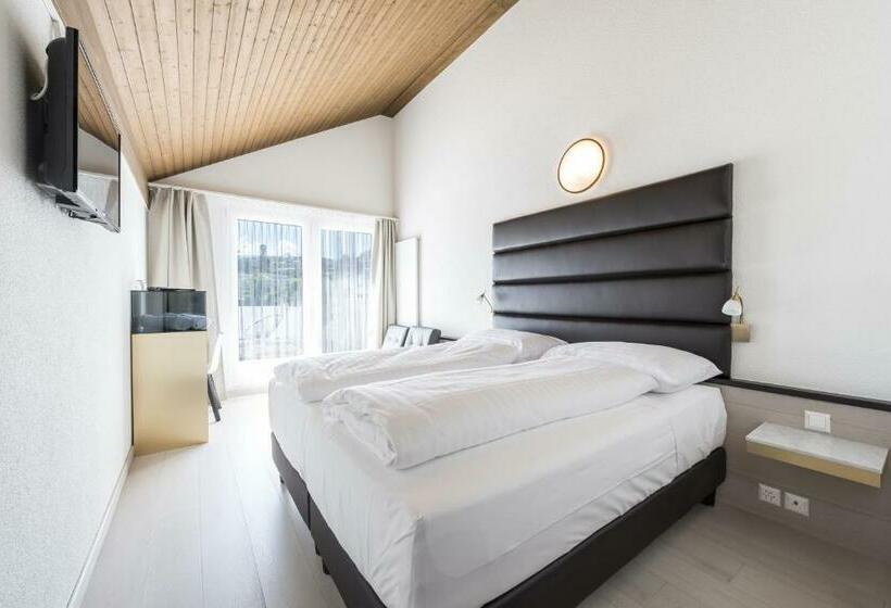 Номер Стандарт с Балконом, Boutique Hotel Riviera