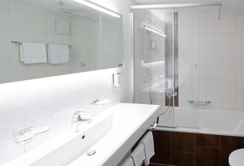 חדר קומפורט, Buchserhof