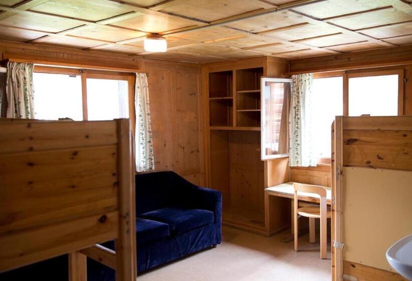 标准四人间共用浴室, Chalet Speciale   Hostel