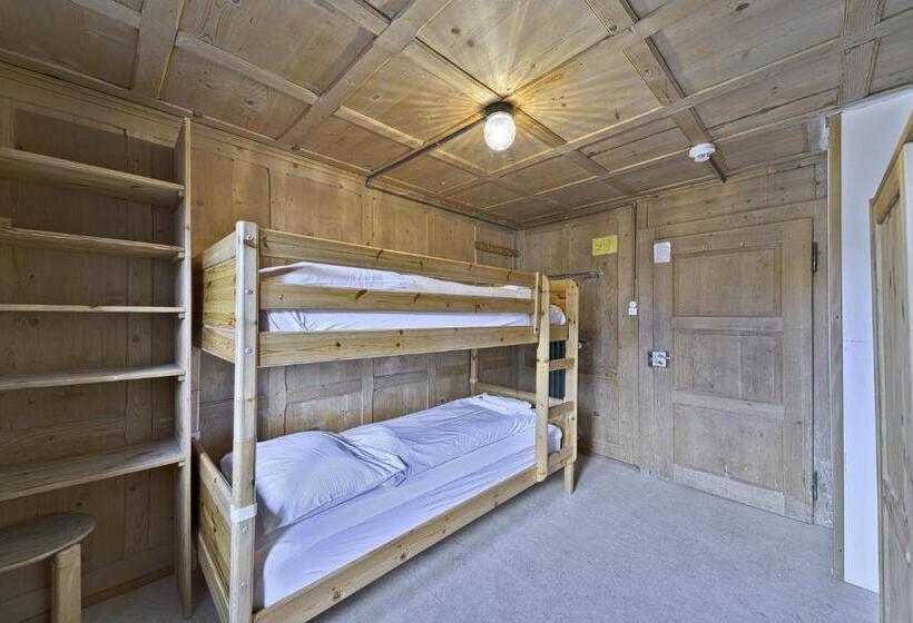 带共用浴室的标准房间, Chalet Speciale   Hostel