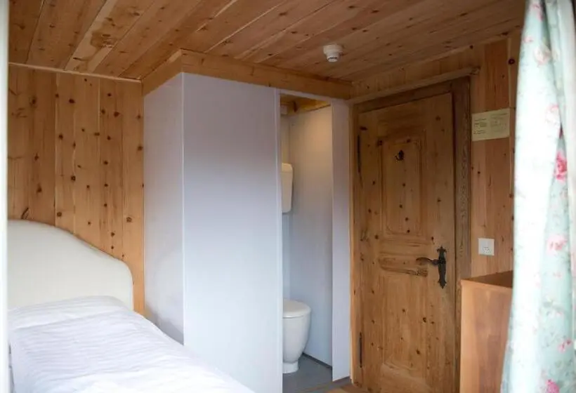 اتاق عادی, Chalet Speciale   Hostel