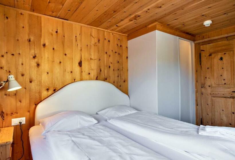 基本间, Chalet Speciale   Hostel