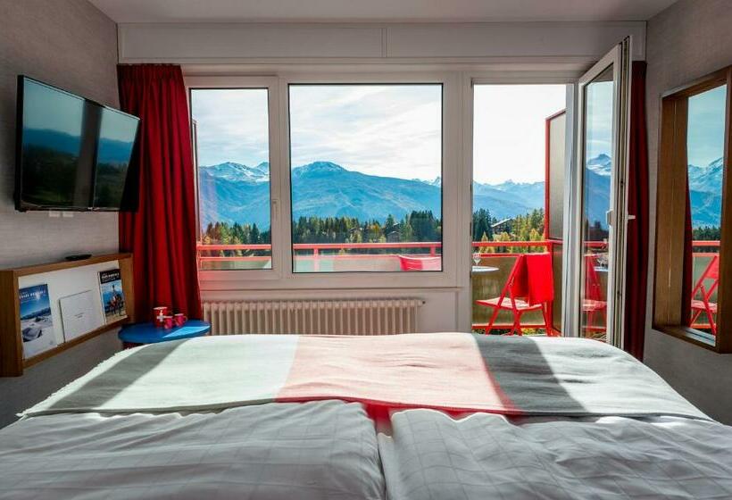 חדר סופריור, Elite