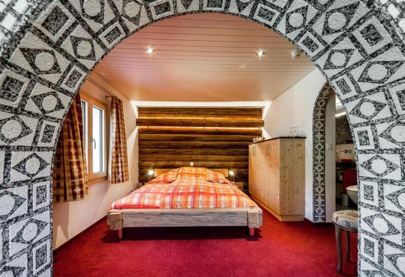 高级家庭房间, Gspan