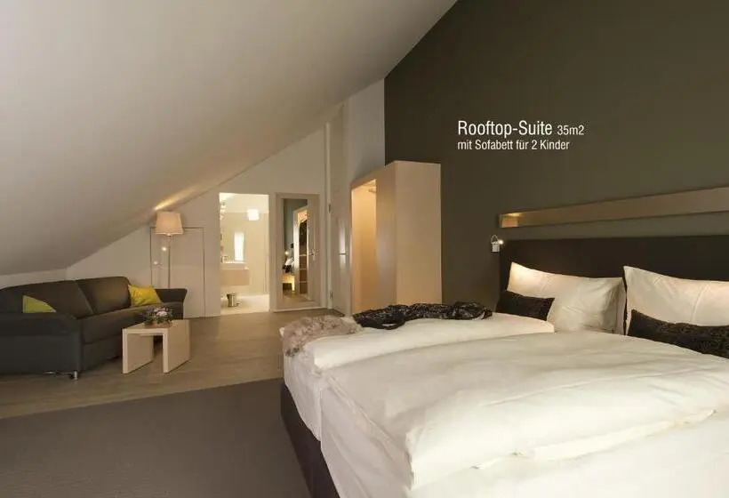 Deluxe-sviitti, Juckers Boutique