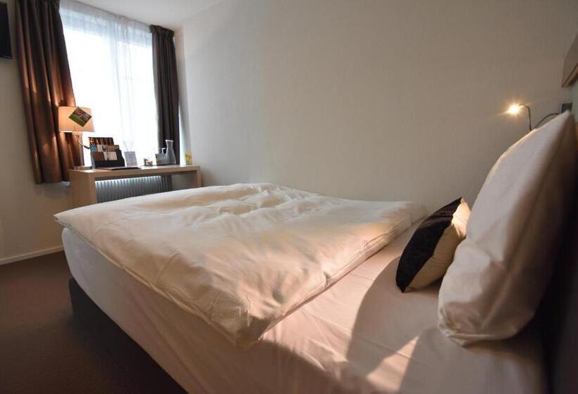 غرفة قياسية فردية, Juckers Boutique