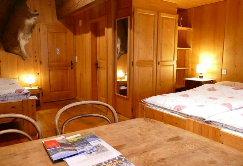 חדר סטנדרט לשלושה, Landgasthof Tännler