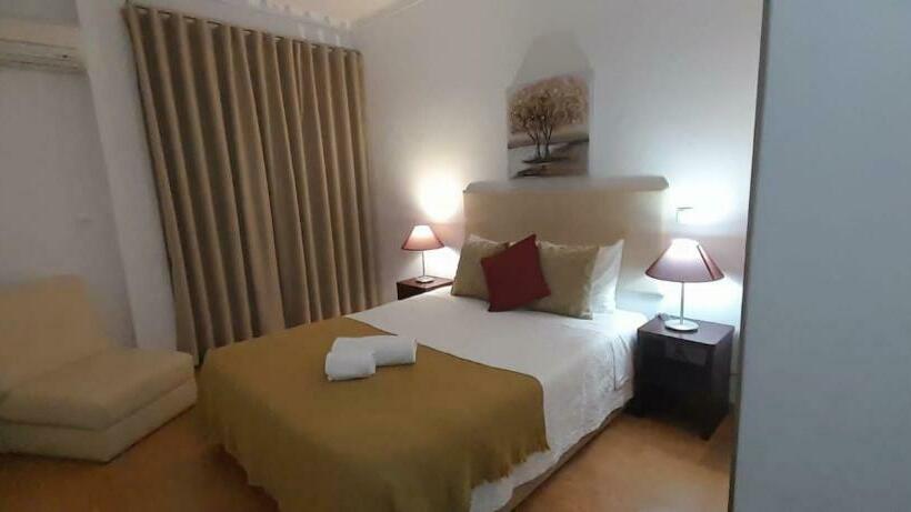 スタンダードルーム, Larverde