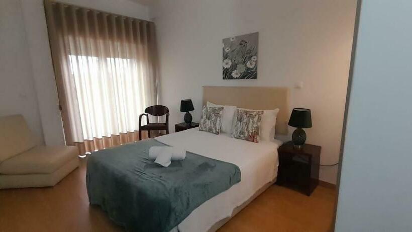 スタンダードルーム, Larverde