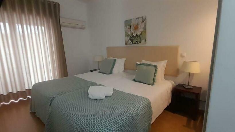 スタンダードルーム, Larverde