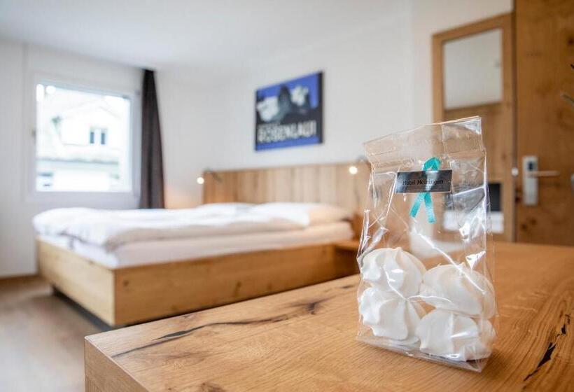 Четырехместный Номер Стандарт с Балконом, Meiringen