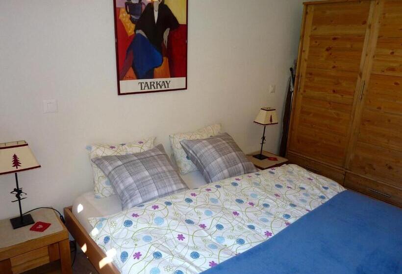 شقة غرفة واحدة, Mont.lac