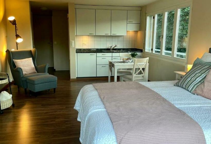 Студио Стандарт с Балконом, Movieworld