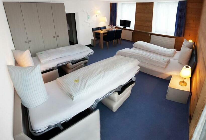 ファミリールーム, Restaurant Bellevue