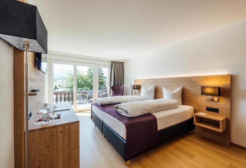 スーペリアールーム, Restaurant Bellevue