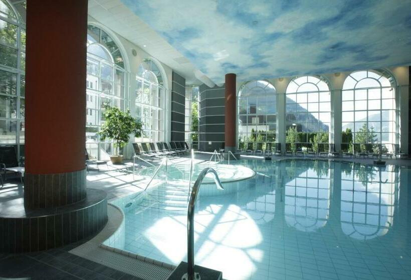 اتاق سوپریور با چشمانداز کوهستان, Restaurant Waldhaus