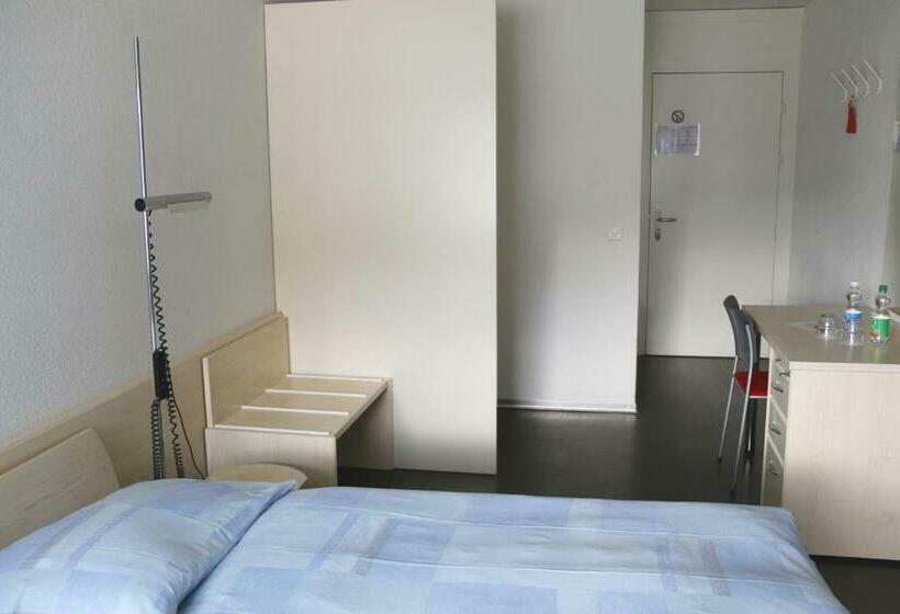 Quarto Estandar Individual, Richemont