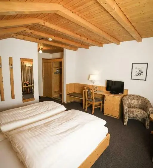 Standardzimmer, Sarazena