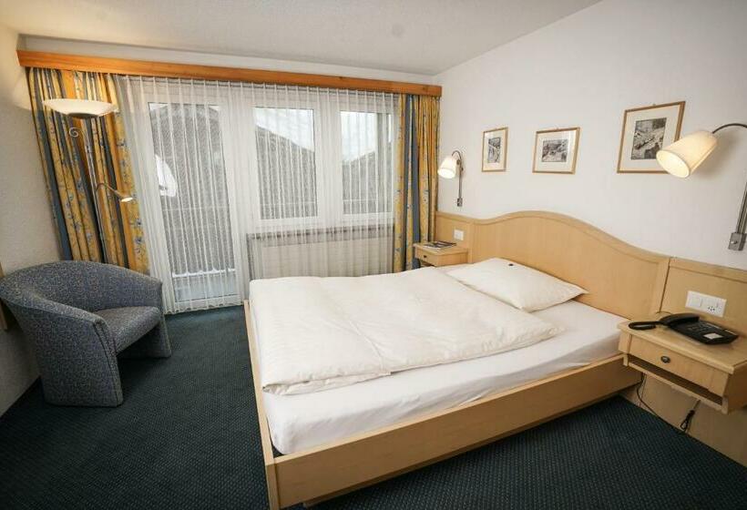 اتاق استاندارد یک نفره, Sarazena