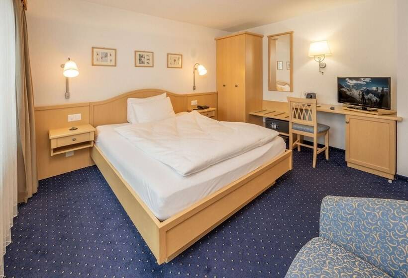 اتاق استاندارد یک نفره, Sarazena