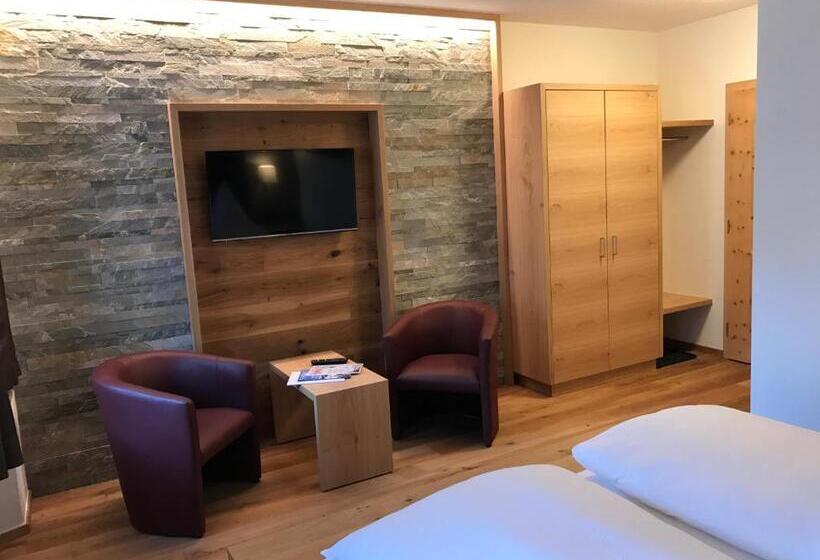 高级大房间, Spöl Restaurant